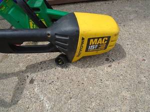 Qty of 3 yard tools. Trimmeedgerhedge trimmer. Used condition. One money. As shown.