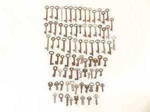 lot 47 image: Large Lot of Antique Skeleton Keys