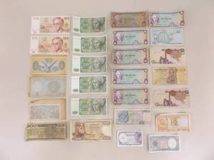 lot 76 image: Lot of Old Foreign Currency Bills