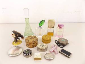 lot 83 image: Lot of Perfume Bottles, Trinket Boxes, Compacts, etc.