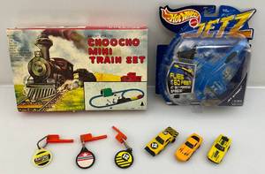 lot 50 image: Vintage Misc. Kidco Burnin Key Cars & More