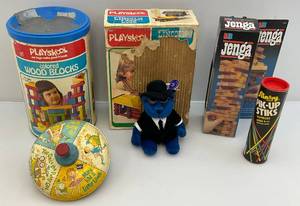lot 103 image: Misc. Vintage Toys