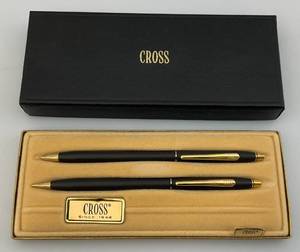 lot 137 image: Vintage 1982 Cross Classic 2501 Pen & Pencil Set Matte Black & Gold Unused (NIB)