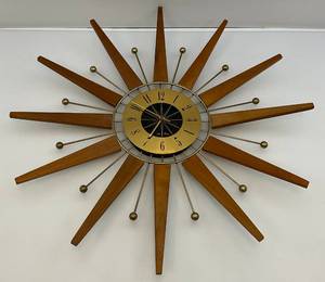 lot 169 image: Vintage Seth Thomas MCM Battery Operated Starburst Clock