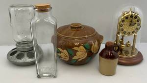 lot 209 image: Misc. Vintage Items