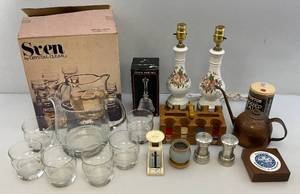 lot 222 image: Misc. Vintage Items