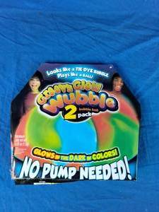 lot 141 image: New Wubble Groovy in the Wubble in New Valve - 2pk
