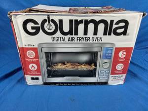 lot 224 image: New Gourmia GTF7950MEX 14-in-1 Multi-function, Digital, Stainless Steel 6-Slice Air Fryer Oven
