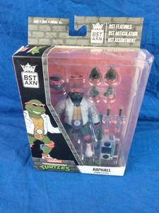 lot 240 image: New The Loyal Subjects Teenage Mutant Ninja Turtles BST AXN Raphael Figurine