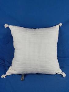 lot 200 image: New Rizzy Home Oversize Solid Striped Square Cover with Tassels 24x24