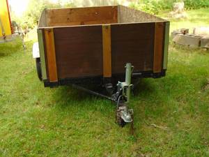 5 x 8 Tilting Utility Trailer