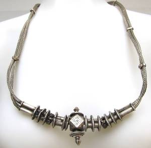 lot 9 image: Antique Solid Silver Arabian Berber BeltNecklace 