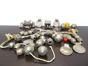 lot 39 image: Antique Arabic Unstrung Round Beads wSilver Coins & Prayer Amulet