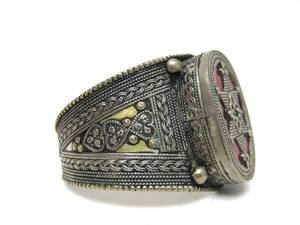 lot 42 image: Ornate Vintage Kazakh Cuff Bracelet