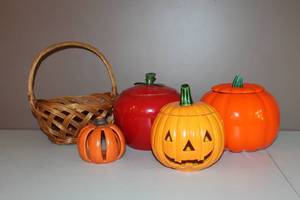lot 10 image: Lot of Ceramic Pumpkins, Metal Apple and Basket