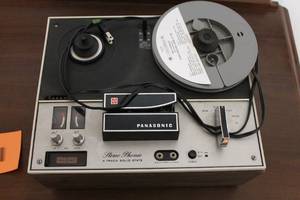 lot 58 image: Panasonic Stereo Phonic 4-track Solid State Reel to Reel Recorder