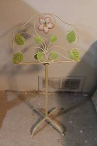 lot 63 image: Floral Decoration Music Stand