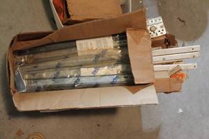 lot 72 image: Lot of Assorted Cabinet Drawer Slides