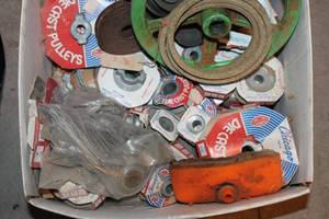 lot 73 image: Lot of Assorted Pulleys