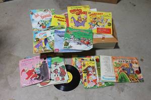 lot 86 image: Lot of Assorted Vintage Kids 45 rpm Records