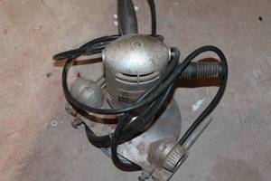 lot 93 image: Rockwell Heavy-Duty 7 Disk Sander