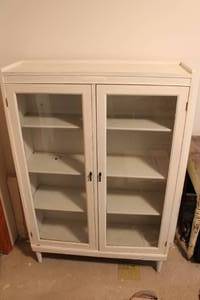 lot 100 image: Four-Shelf Painted Glass-Front White Display Cabinet
