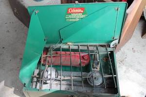lot 133 image: Coleman Propane Grill