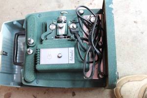 lot 134 image: Vintage Keystone K98Z Automatic Movie Projector