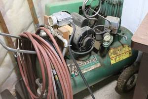 lot 1-143 image: Sears Air Compressor Paint Sprayer