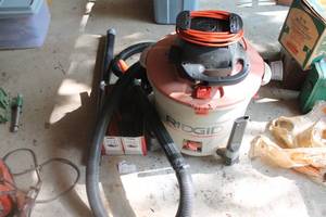 lot 148 image: Rigid 16-gal WetDry Vac