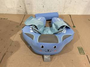 lot 136 image: Mambobaby Newest Non Inflatable Baby Float