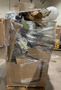 lot 347 image: Wholesale Pallet of Assorted  Miscellaneous Items