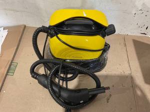 lot 361 image: Cheflaud 1500W Multi-Purpose Steam Cleaner