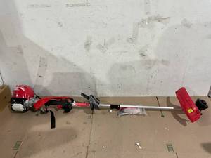 lot 96 image: PowerSmart 2-Cycle 25.4cc 18lb Straight Shaft Gas String Trimmer Weed Wacker and Brush Cutter for Lawns and Grass