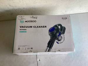 lot 537 image: Moosoo Cordless Vacuum 4-in-1 Lightweight Stick Vacuum Cleaner, XL-618A