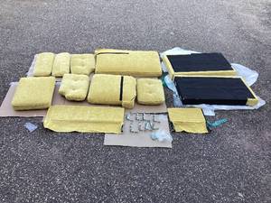 lot 557 image: Miekor Three-Seat Simple And Stylish Indoor Modular Sofa Yellow 98524