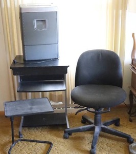 lot 34 image: Portable Office Desk, Adjustable Chair, Fellowes Paper Shredder, Laptop Swivel Desk
