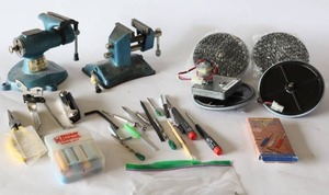 lot 189 image: Gear-head Motor wPulley, VACU Vise, Jewelers Vise Etc
