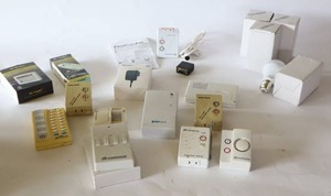 lot 212 image: Miscellaneous Electronic Controls Mi-Light Series, Powerhouse X-10 Etc
