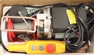lot 250 image: OCPTY Heavy Duty Electric Hoist Winch Lifting Engine Crane Garage Hanging Cable Lift Hook