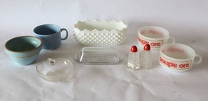 lot 288 image: Collectible Pottery Porcelain China Milk-Glass Service-Ware Dishes Etc
