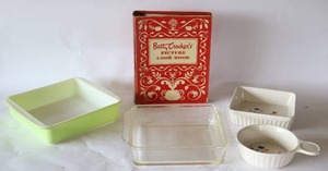 lot 308 image: Betty Crockers Picture Cook Book Hardcover Unabridged January 1960, Pyrex Lime Green 8 Square Baker Casserole Brownie Pan, Interpur Japan Individual Casserole Baking Dish Stylized Tulip Etc