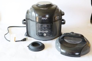 lot 313 image: Ninja Foodi Pressure Cooker OP305