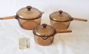 lot 318 image: MCM Vision-Ware Corning Casseroles wLids...