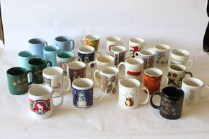 lot 322 image: Miscellaneous Coffee Cups