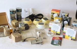 lot 346 image: Miscellaneous Electric Supplies