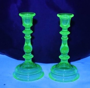 lot 4 image: 9-Inch Vaseline Uranium Green Depression Glass Candlestick Holder PairMint