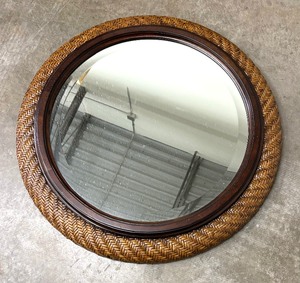 lot 100 image: Wonderful Round Woven Mirror