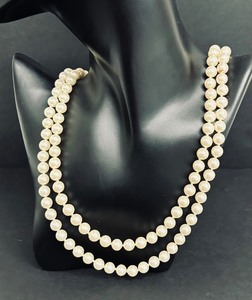 lot 89 image: Pretty Double Pearl Necklace