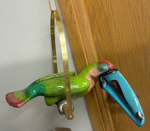 lot 105 image: Bright and Beautiful Toucan Decorative Figurine